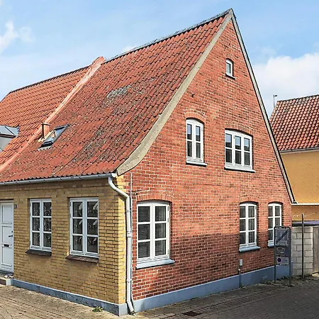 Semesterbostad 6 Person In *